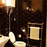 & Speakeasy Διαμέρισμα *