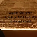 & Speakeasy * Ρενς