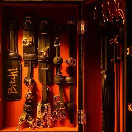 아파트 & Speakeasy