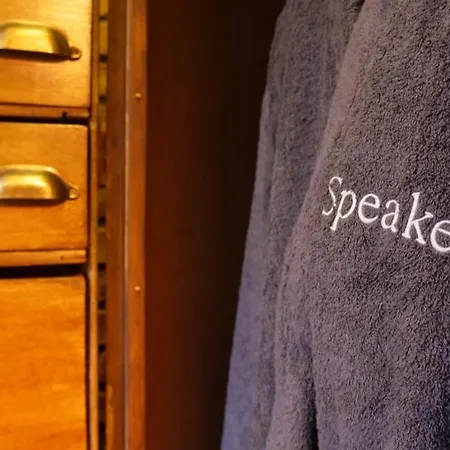 & Speakeasy * 兰斯
