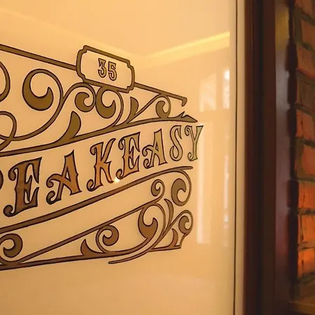 & Speakeasy *
