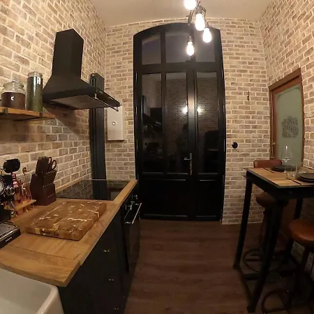 & Speakeasy Apartment *